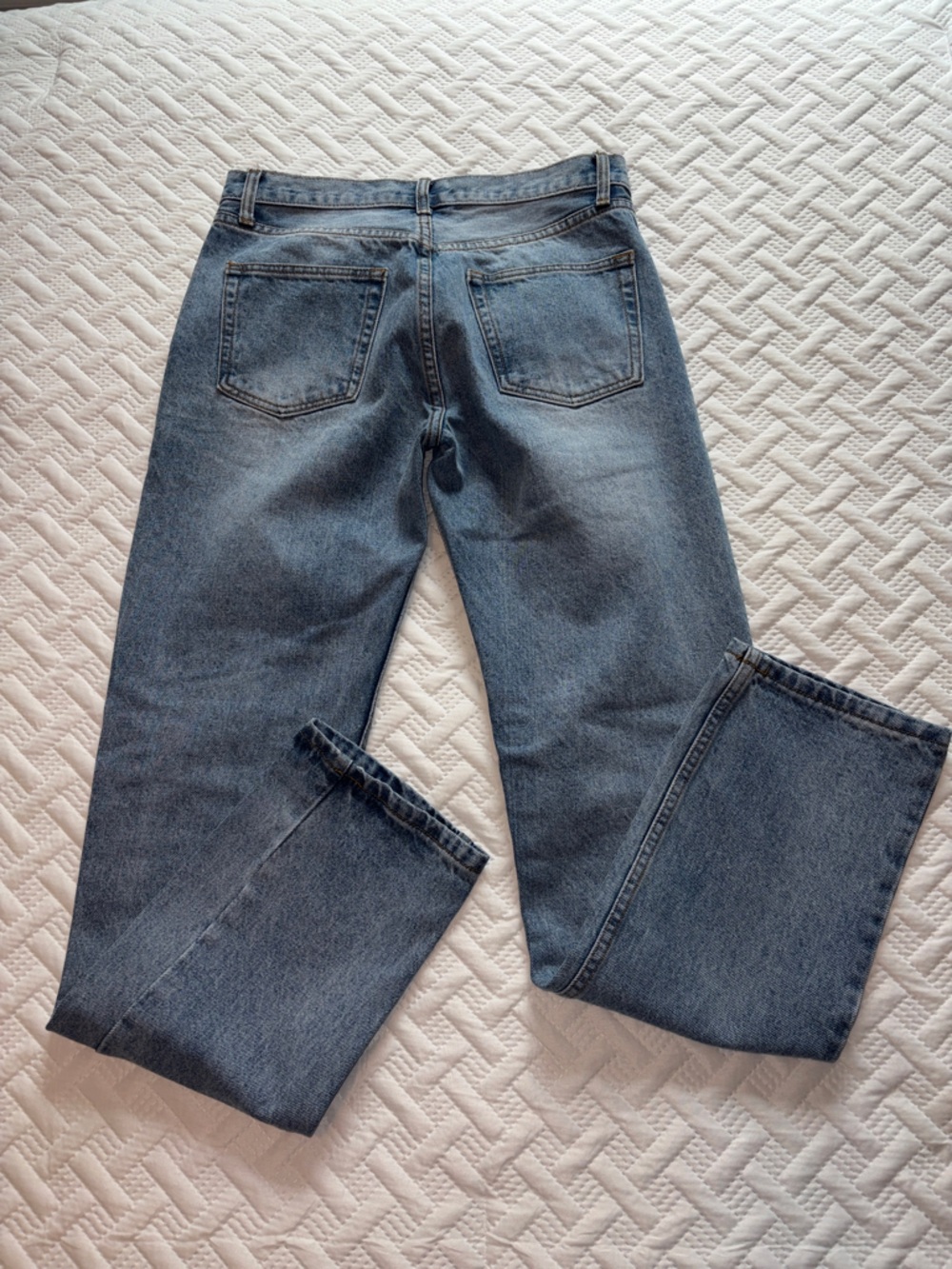 Classic Straight-Leg Women's Blue Jeans - Picture 3 of 9